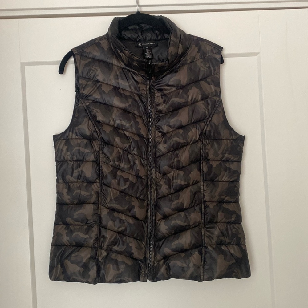 Camo Puffer Vest